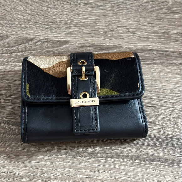 MK Colby Small Camouflage Print Calf Hair Tri-Fold Wallet NWT - Picture 1 of 7